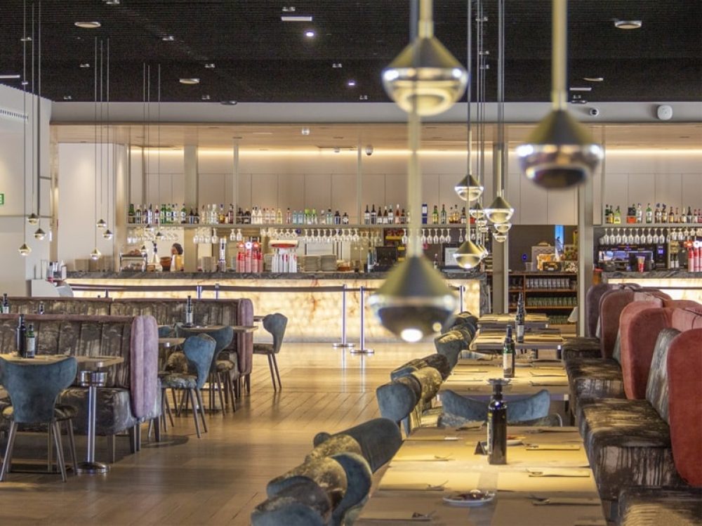 Lounge Bar