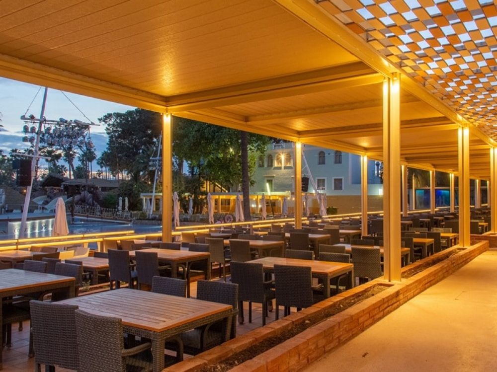Restaurant outside