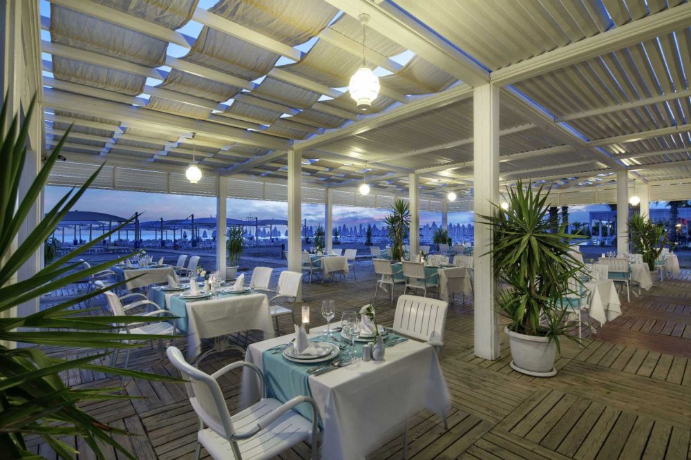 Beach Bar