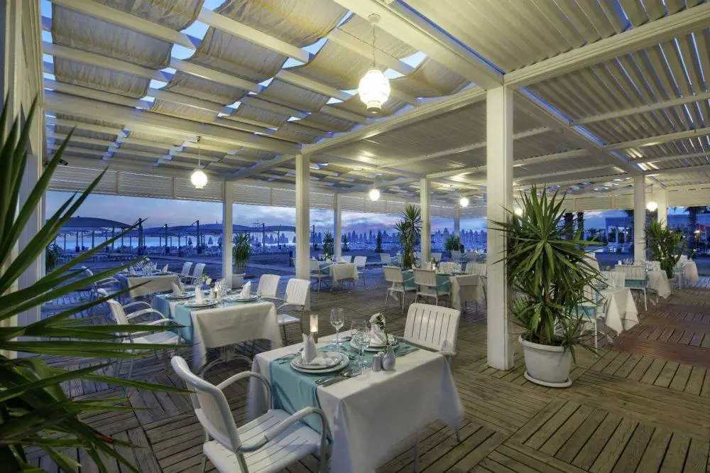 Beach Bar